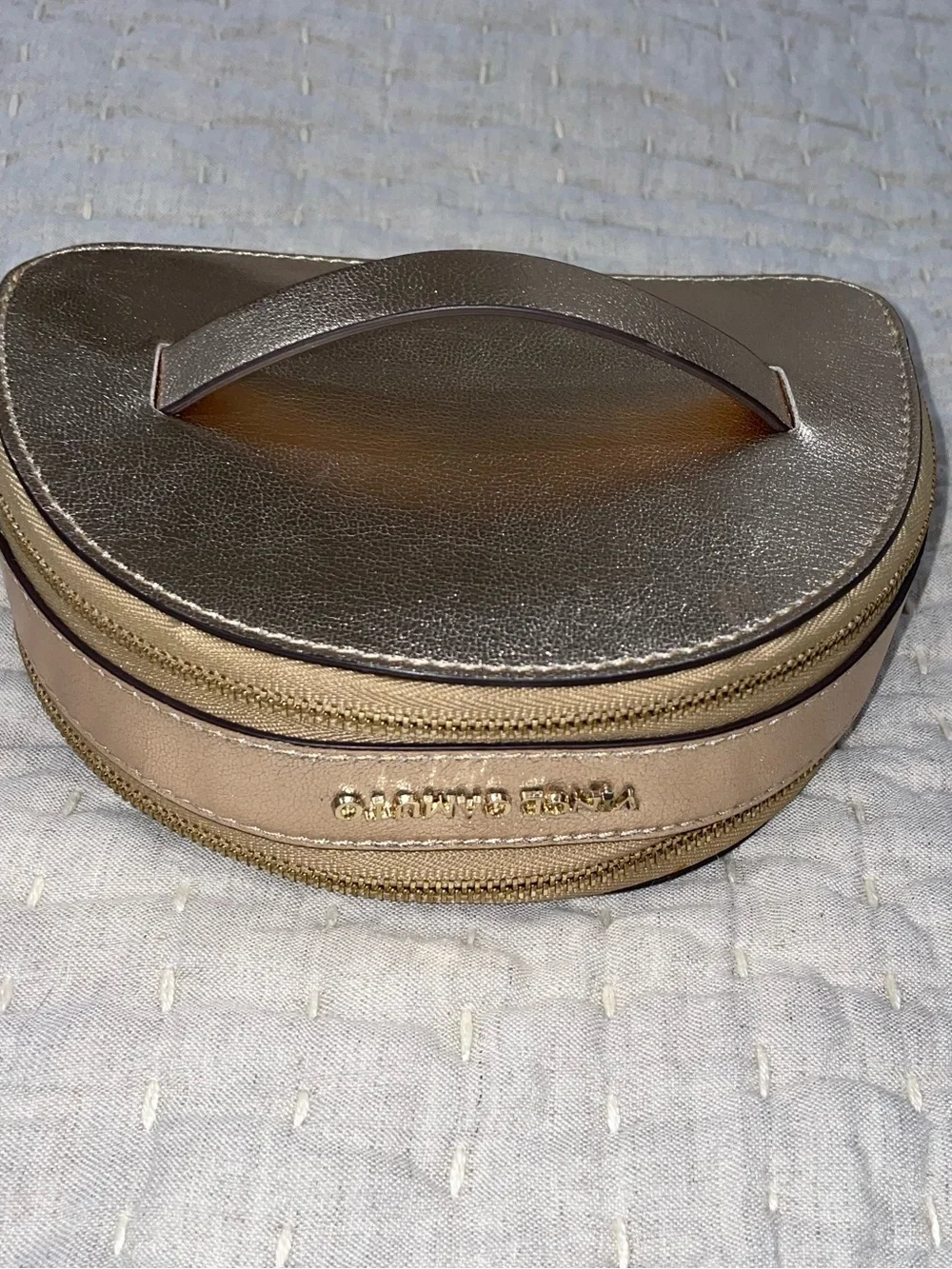 Vince Camuto Gold Leather Travel Jewelry & Cosmetics Bag NWT